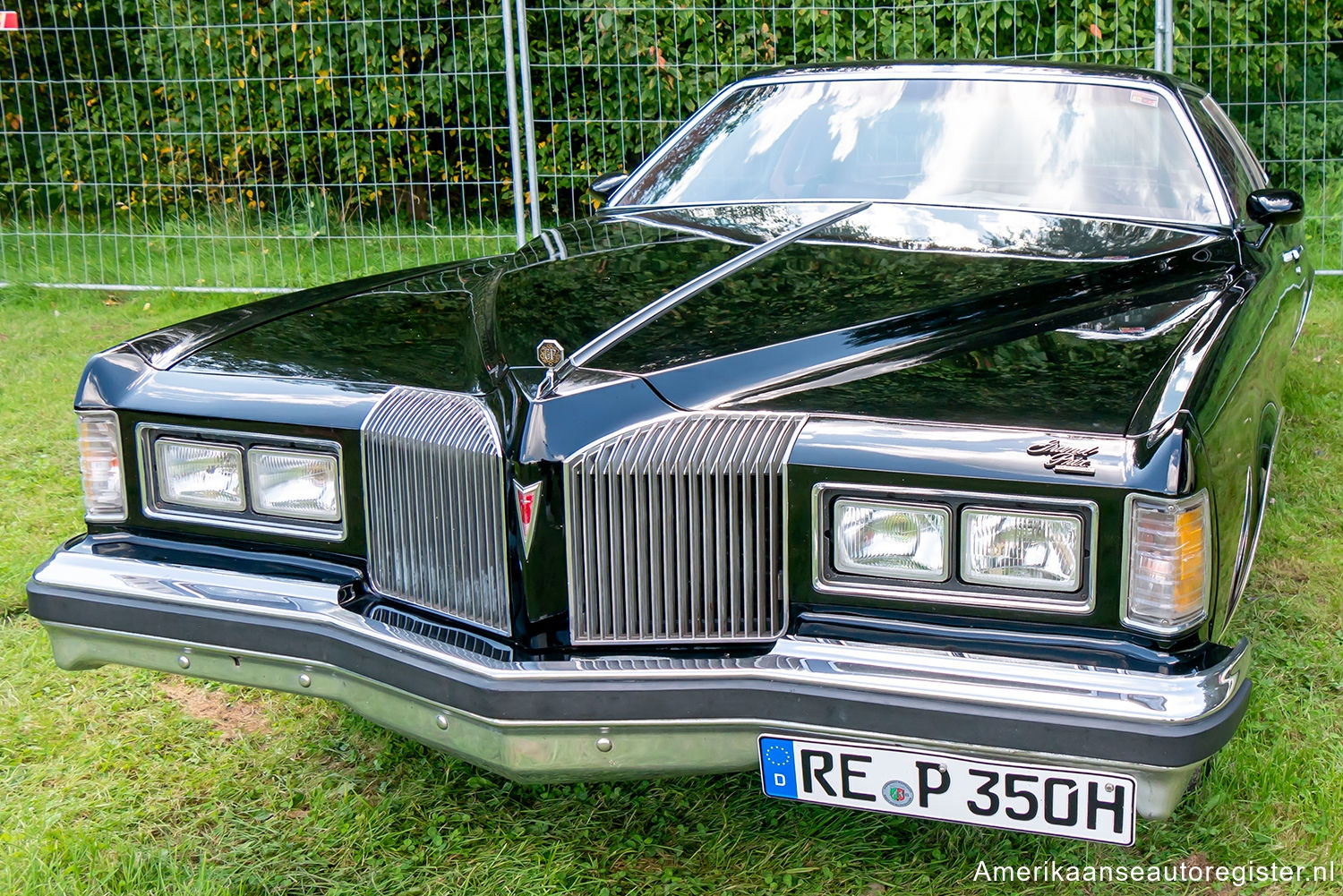 Pontiac Grand Prix uit 1976